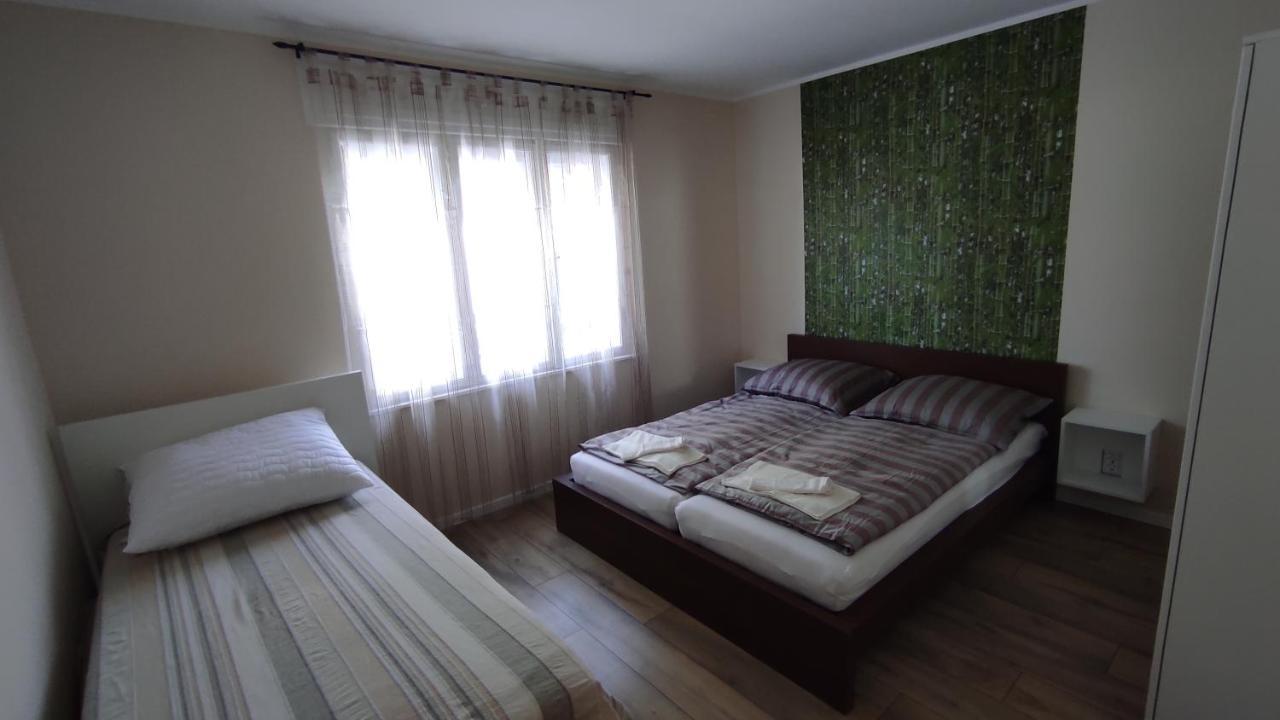 Bamboo Apartman Шіофок Екстер'єр фото