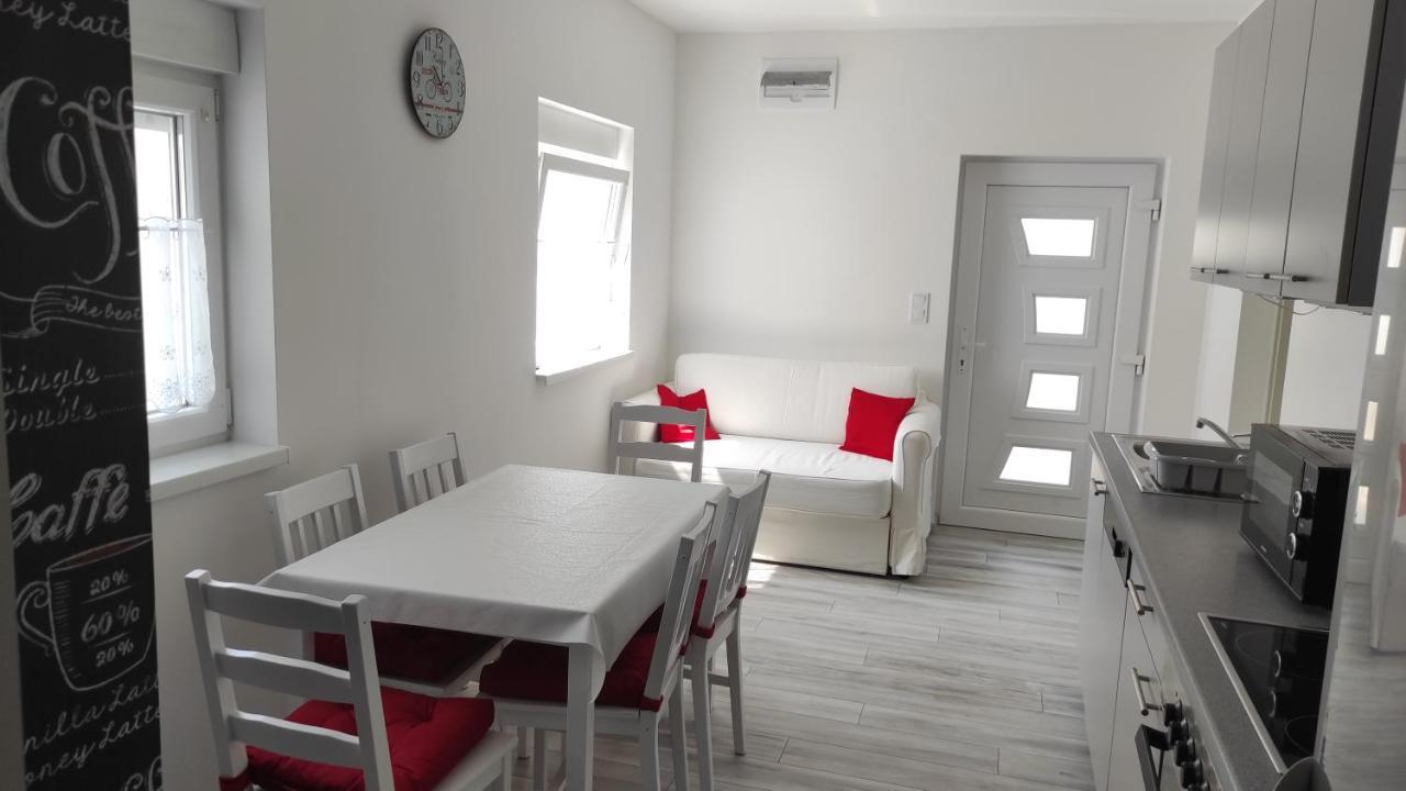 Bamboo Apartman Шіофок Екстер'єр фото