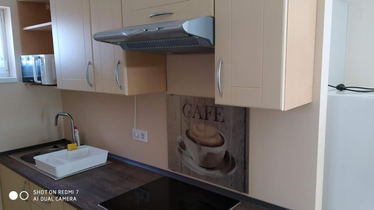 Bamboo Apartman Шіофок Екстер'єр фото