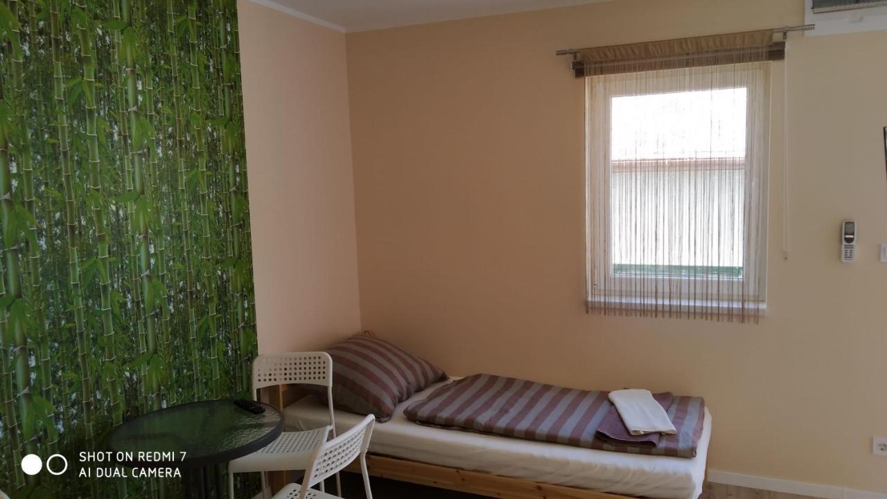 Bamboo Apartman Шіофок Екстер'єр фото
