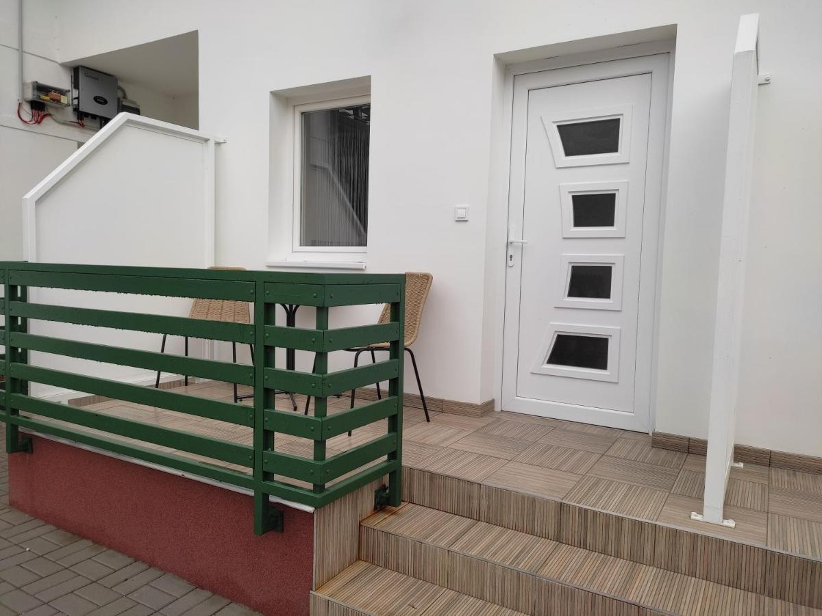 Bamboo Apartman Шіофок Екстер'єр фото
