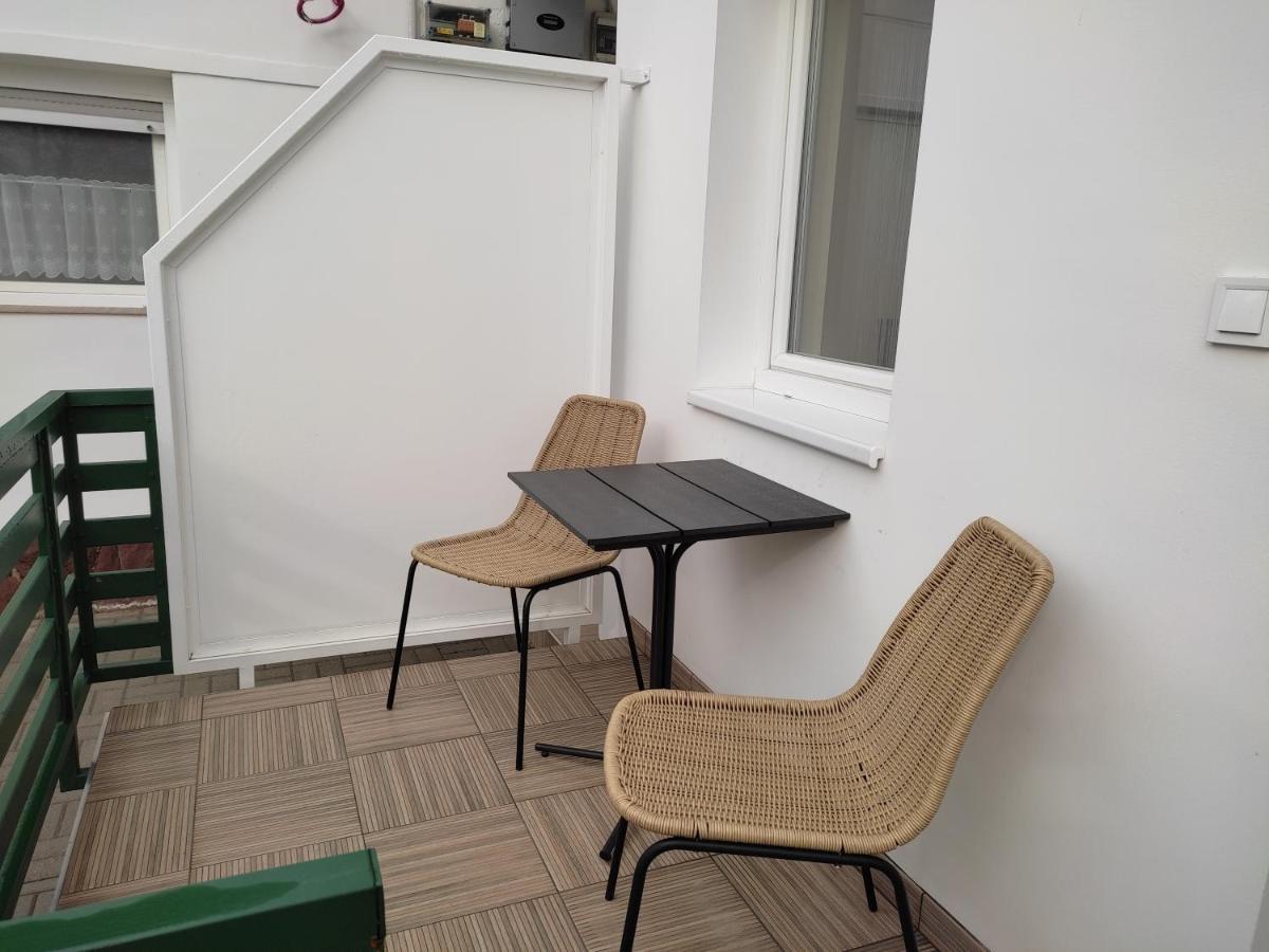 Bamboo Apartman Шіофок Екстер'єр фото